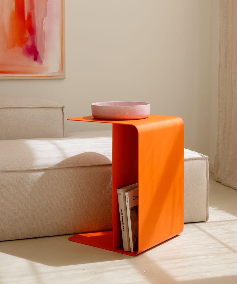 Table d'appoint en acier orange sprizz 60x40cm Cosmo - Metallbude - The Cool Republic
