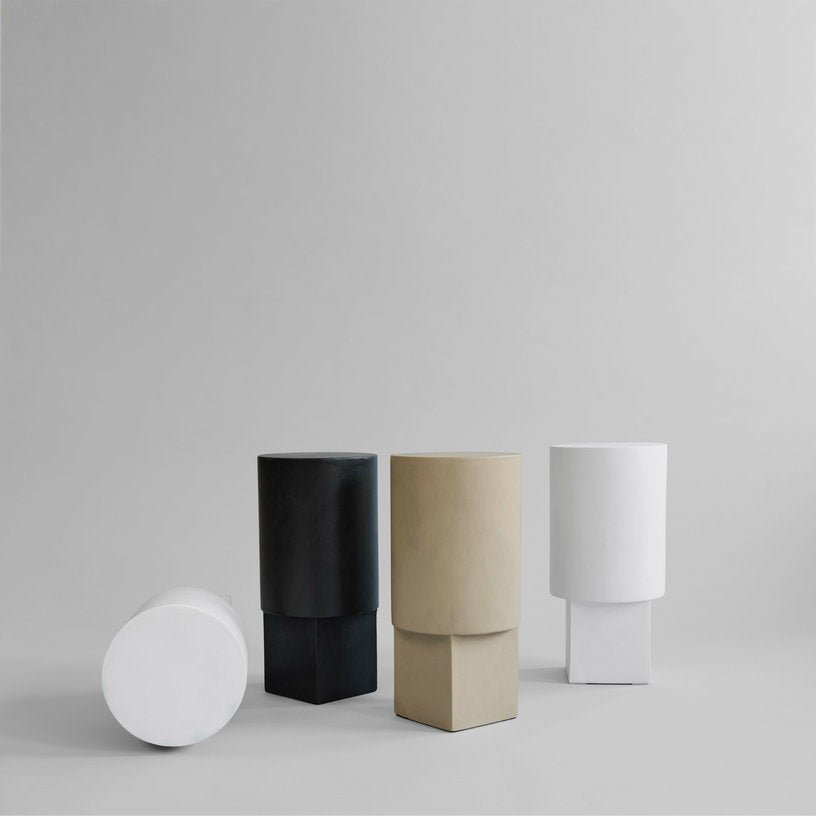 Table d'appoint en béton blanc 25 x 25 cm Column - 101 Copenhagen - The Cool Republic