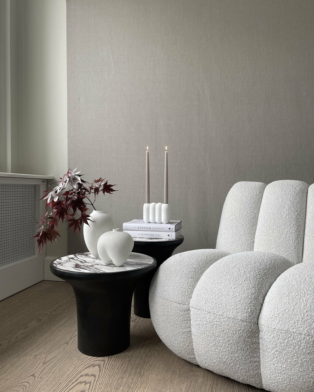 Table d'appoint en béton et marbre calacatta 45 x 45 cm Trumpet - 101 Copenhagen - The Cool Republic