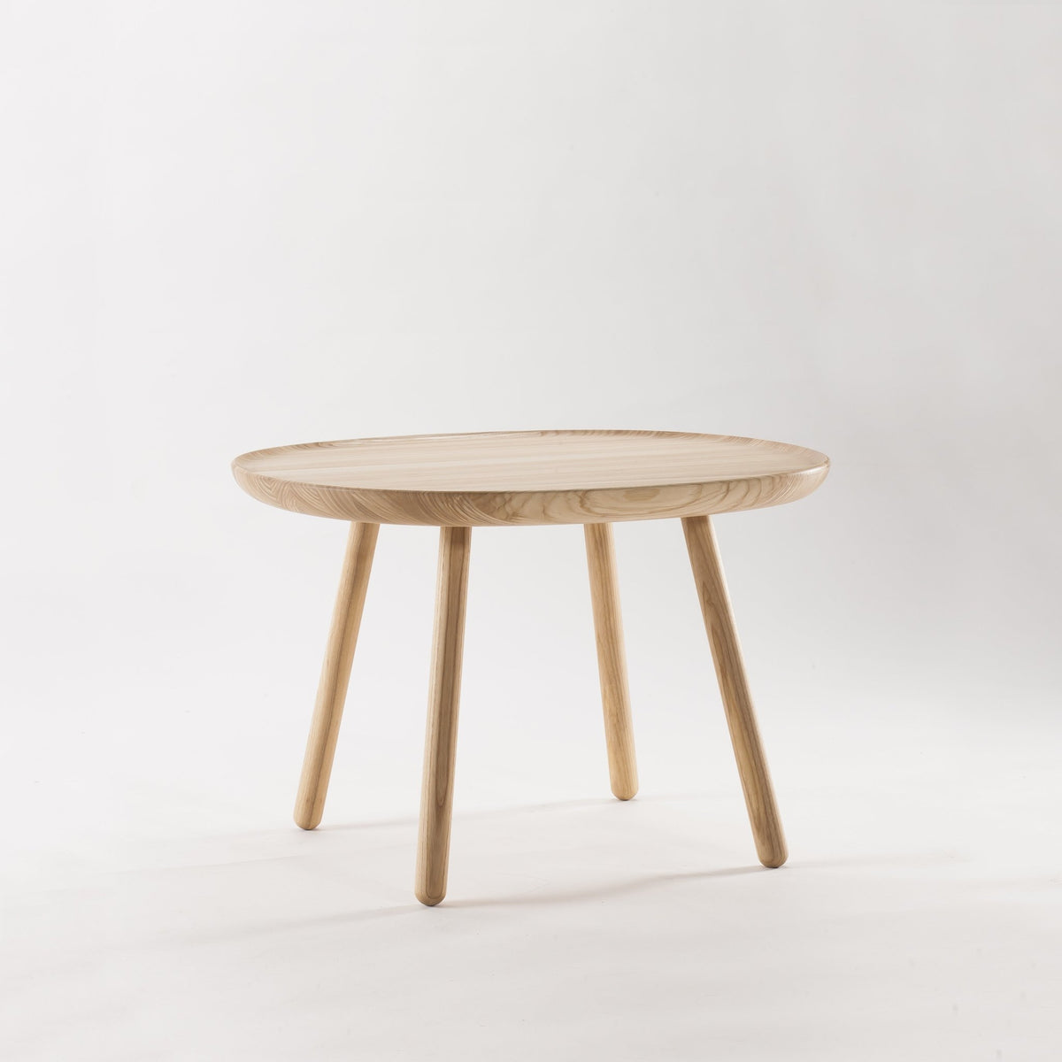 Table d'appoint en bois 64 cm Naïve - Emko - The Cool Republic