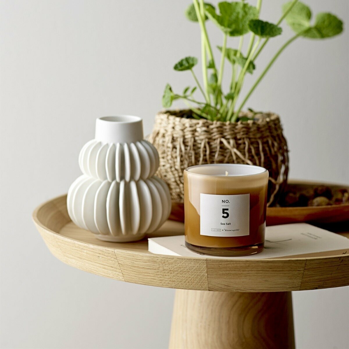 Table d'appoint en bois de chêne Luana - Bloomingville - The Cool Republic