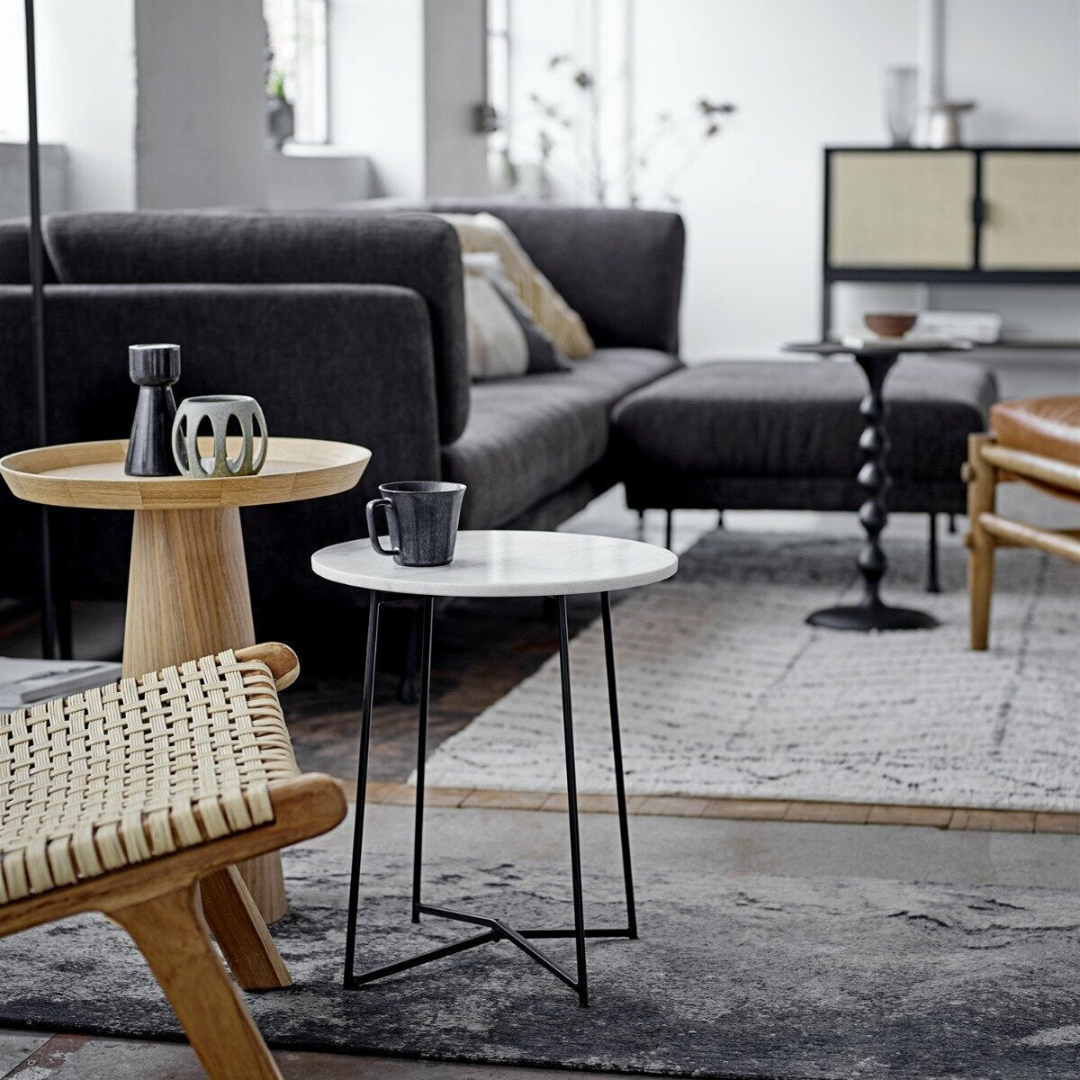 Table d'appoint en bois de chêne Luana - Bloomingville - The Cool Republic