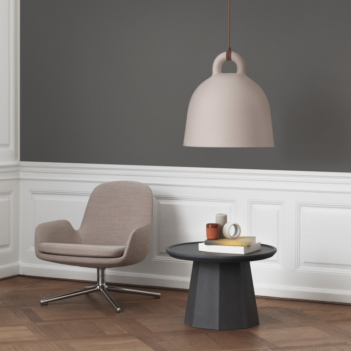 Table d'appoint en bois naturel 65 cm Pine Pine - Normann Copenhagen - The Cool Republic