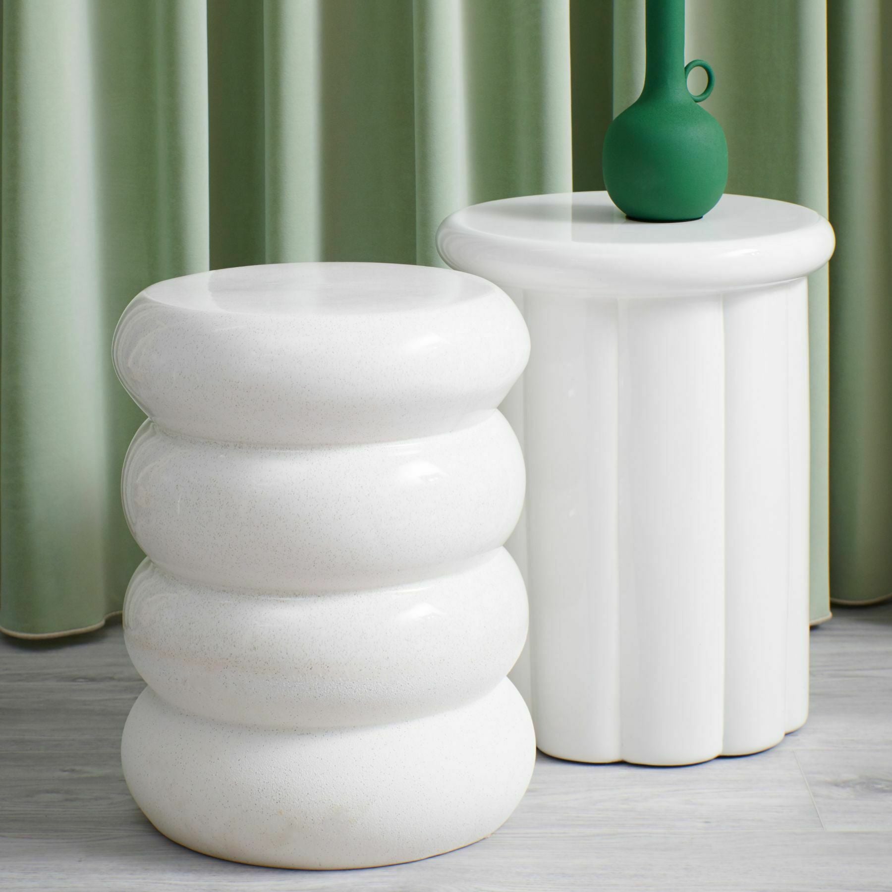 Table d'appoint en céramique blanc Chubby - Pols Potten - The Cool Republic