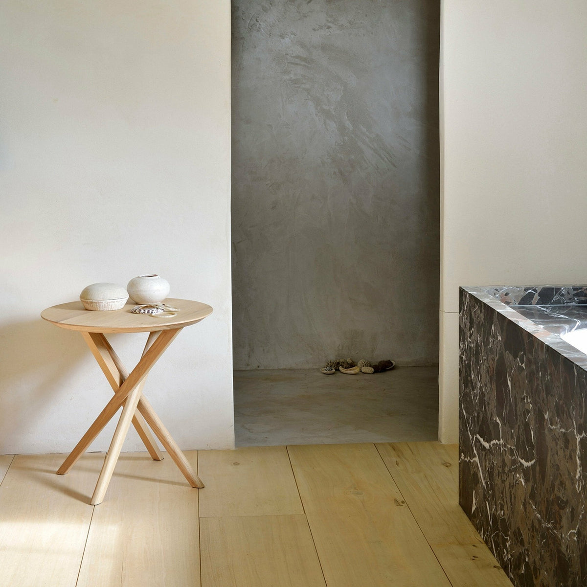 Table d'appoint en chêne Mikado - Ethnicraft Accessories - The Cool Republic