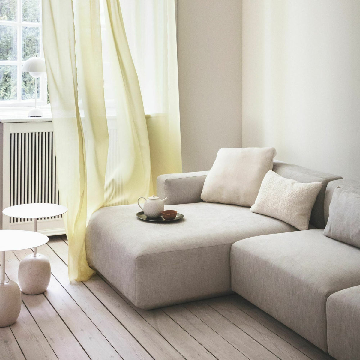 Table d'appoint en marbre blanc Lato LN9 - &tradition - The Cool Republic