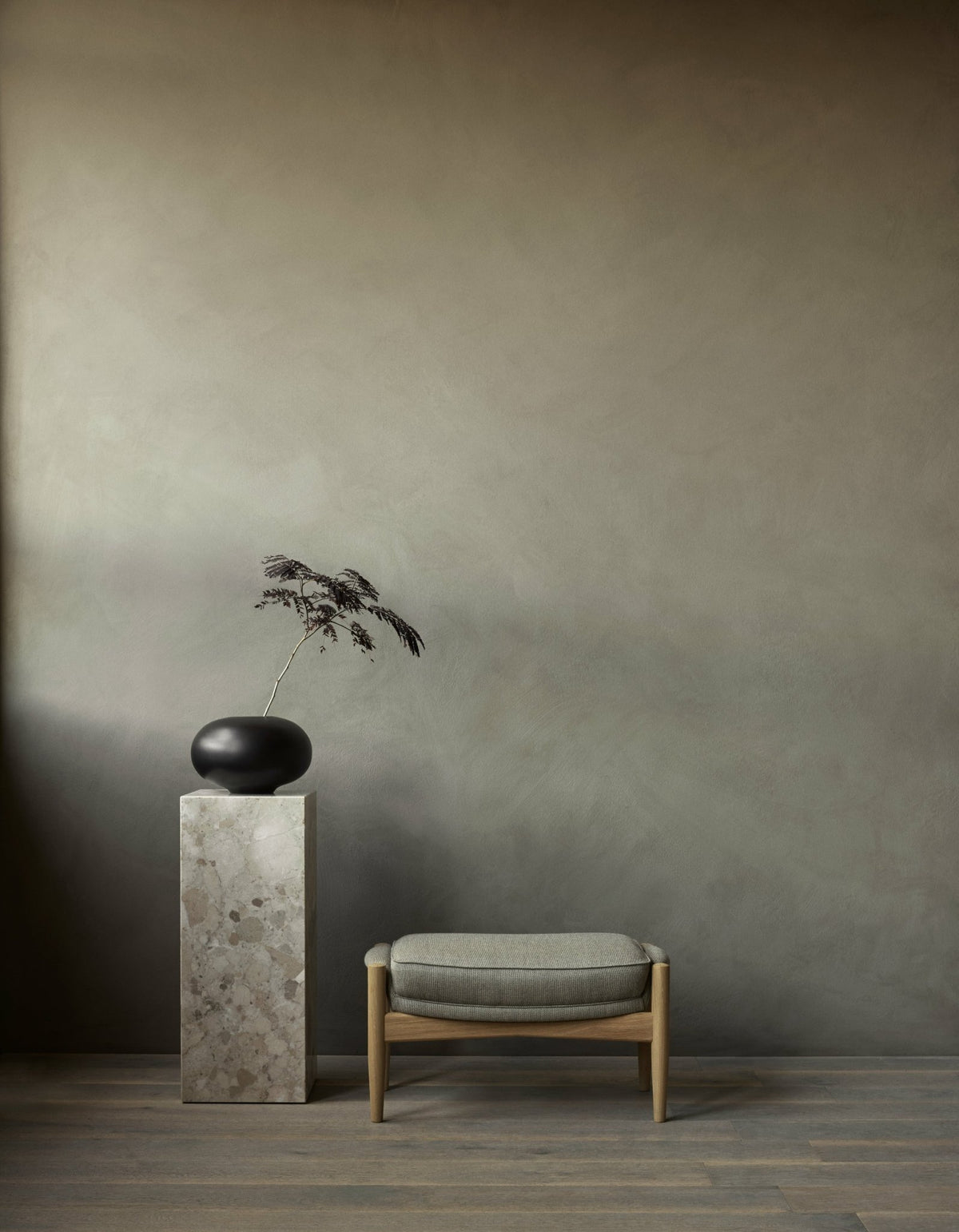 Table d'appoint en marbre kunis breccia 30 x 75 cm Plinth Pedestal - Audo - The Cool Republic