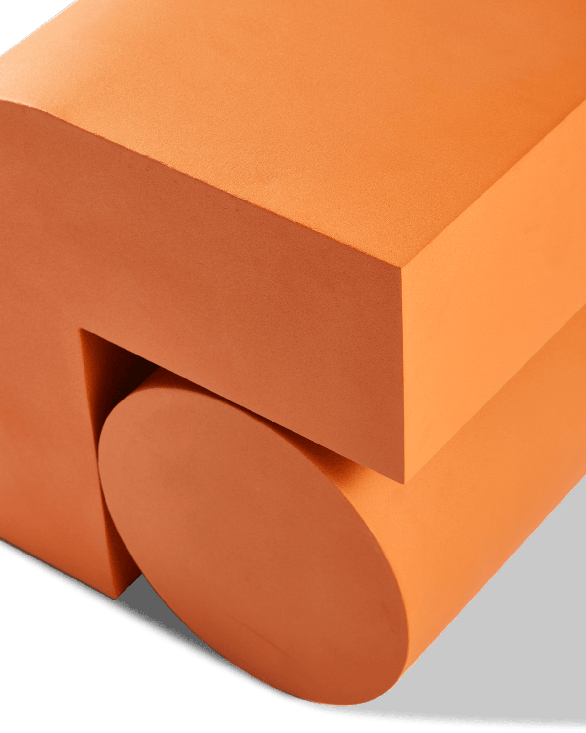 Table d'appoint en métal reyclé orange 45cm Kombo - Pols Potten - The Cool Republic