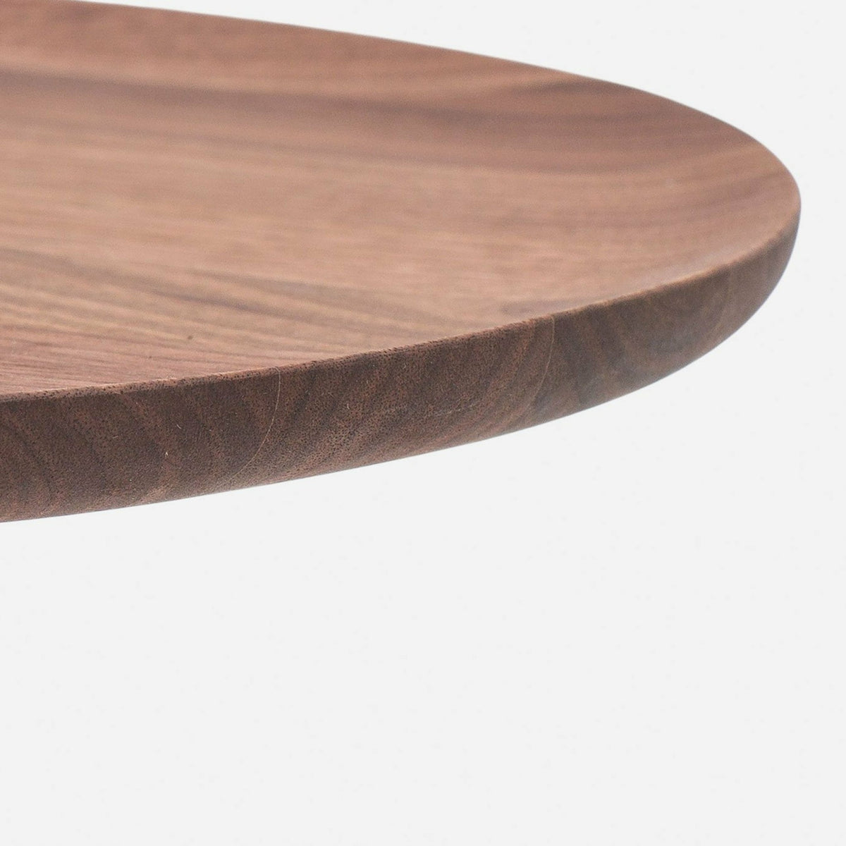 Table d'appoint en noyer et piètement noir 43 cm Key - Hem - The Cool Republic
