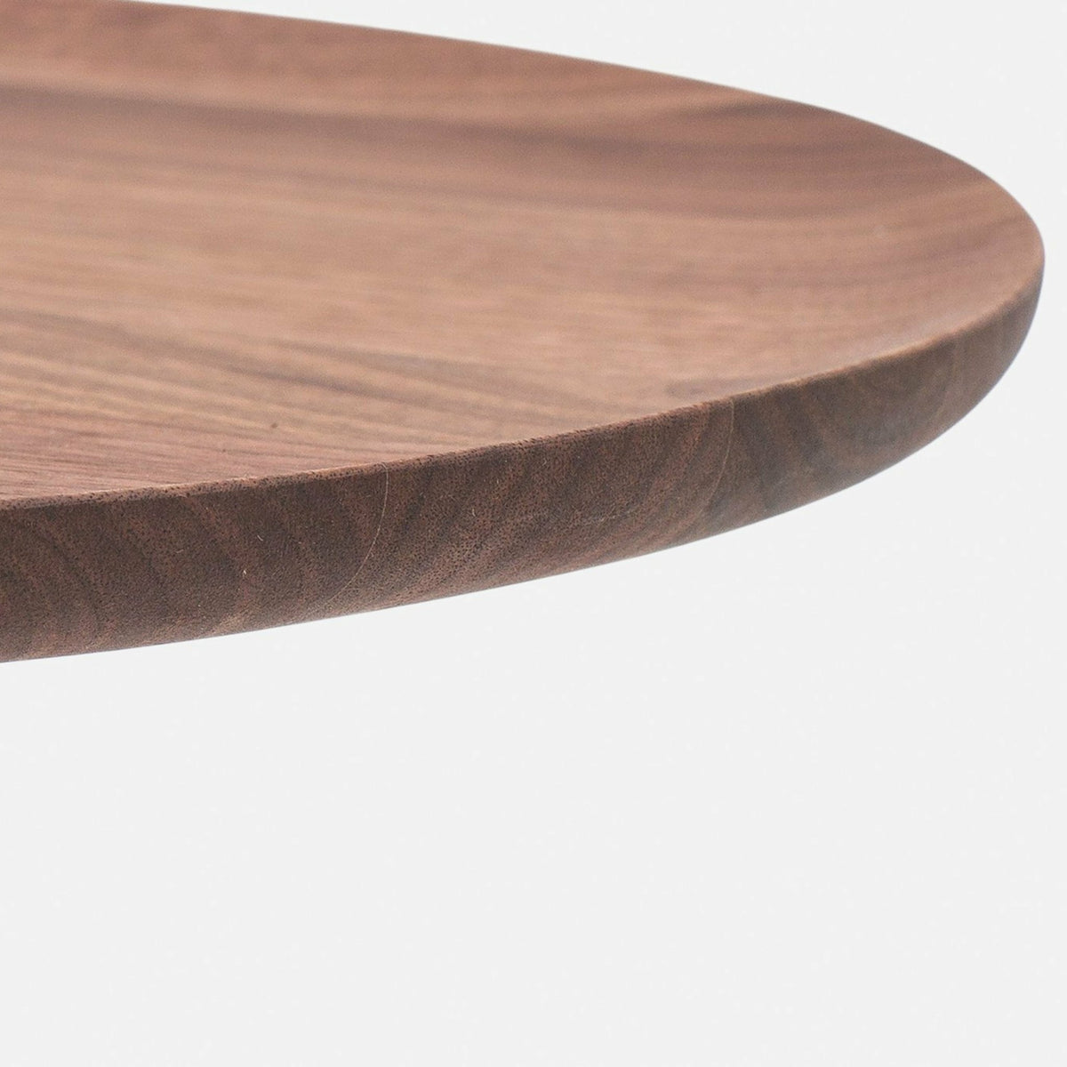 Table d'appoint en noyer et piètement noir 51 cm Key - Hem - The Cool Republic