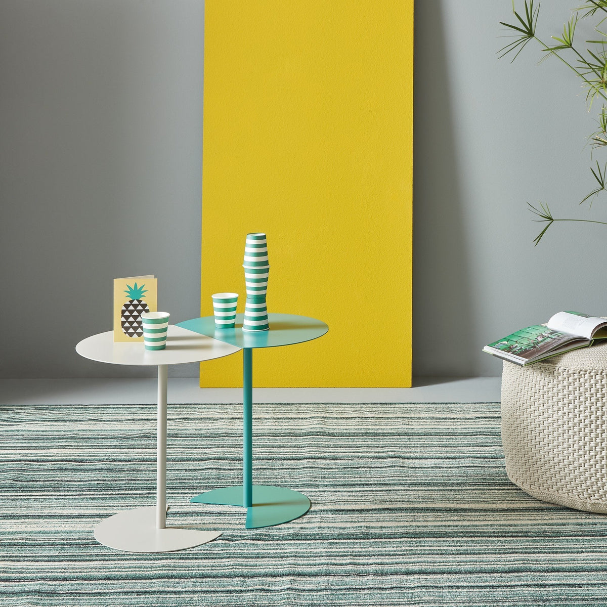Table d'appoint gris clair Way Sofa - Meme Design - The Cool Republic