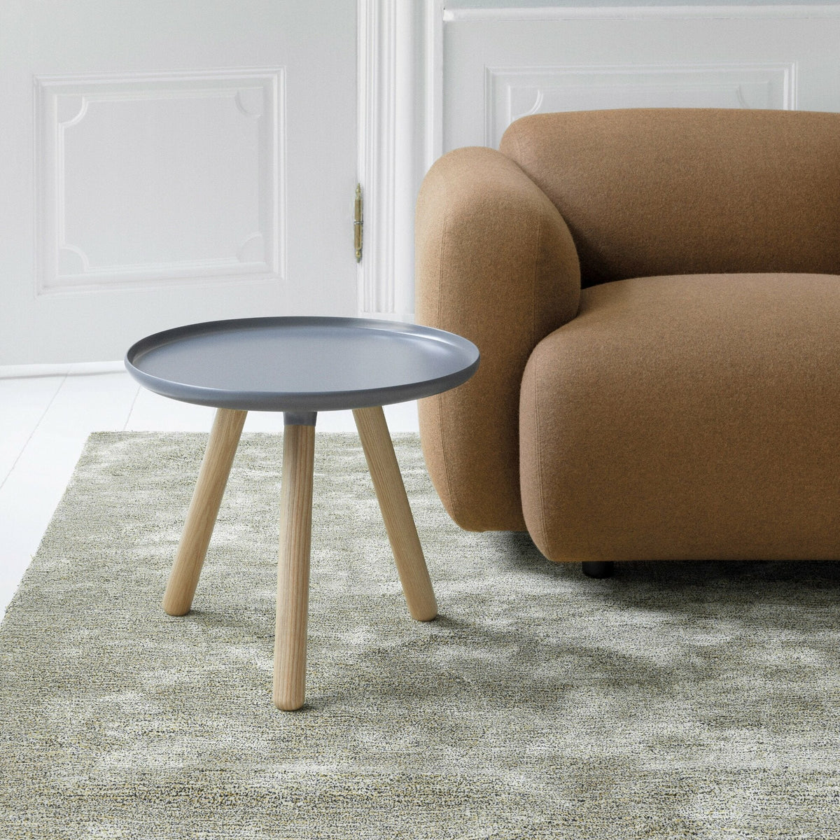 Table d'appoint grise et frêne L Tablo Grey - Normann Copenhagen - The Cool Republic