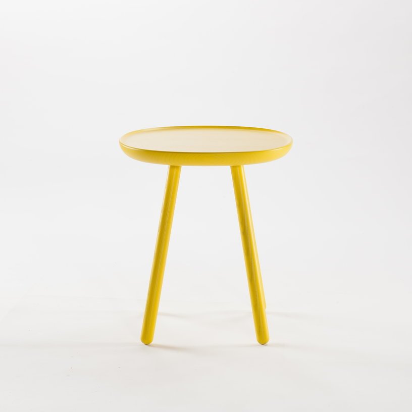 Table d'appoint jaune 45 cm Naïve - Emko - The Cool Republic