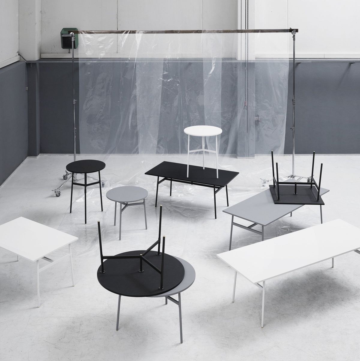 Table d'appoint noire 80x74,5 Union noir - Normann Copenhagen - The Cool Republic