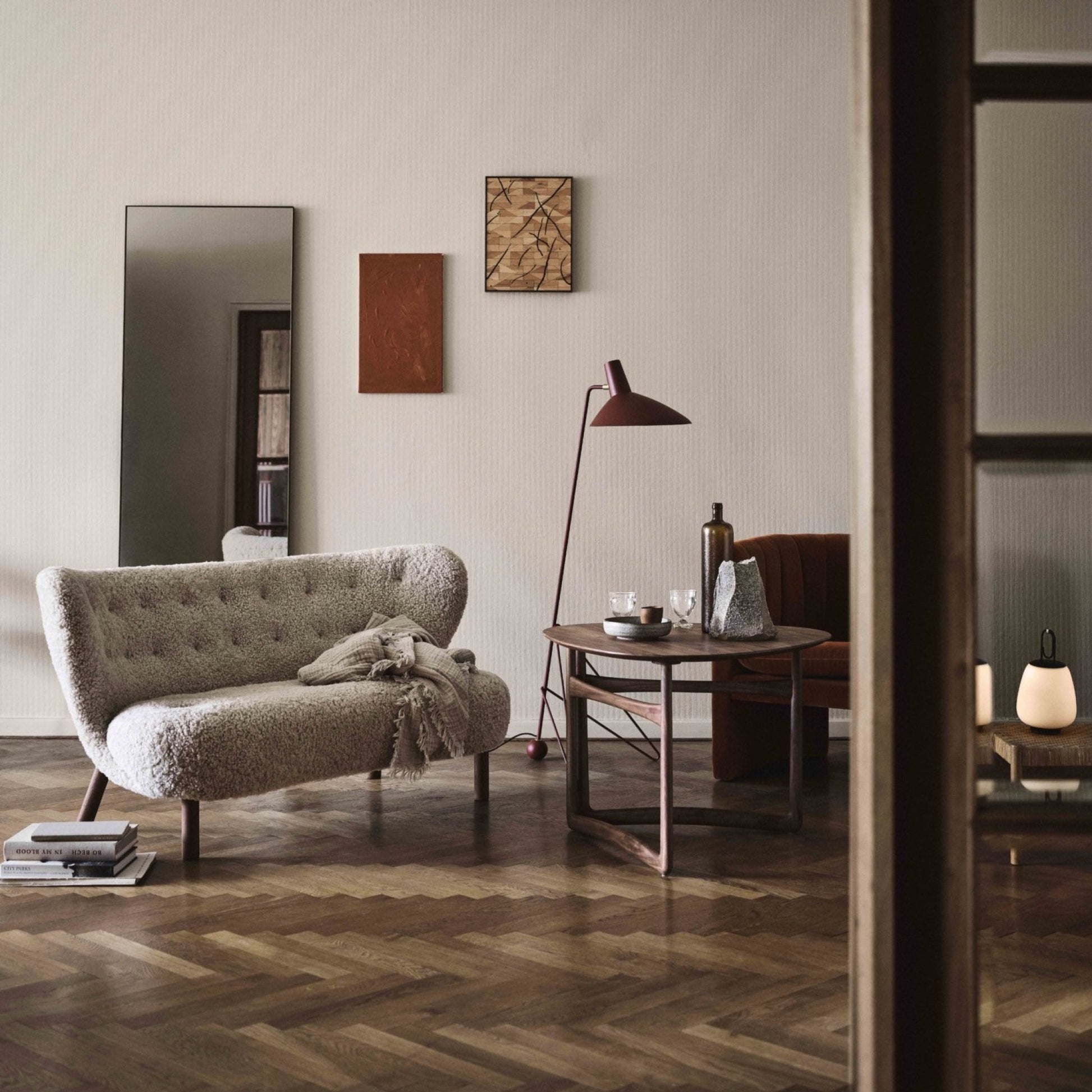 Table d'appoint pliable en chêne marron Drop Leaf HM5 - &tradition - The Cool Republic