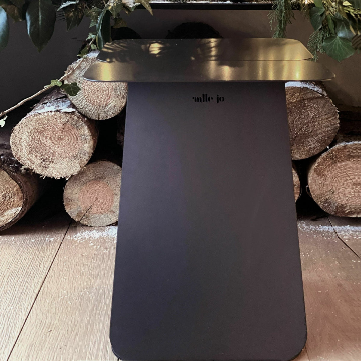 Table d'appoint rectangulaire en acier noir mat Youmy - Mlle Jo - The Cool Republic