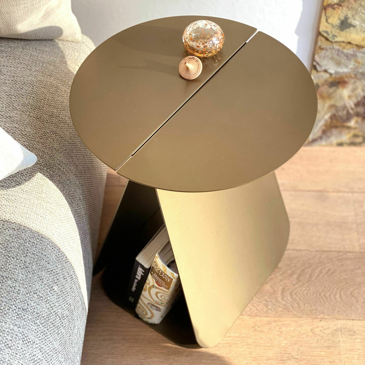 Table d'appoint ronde bronze Youmy - Mlle Jo - The Cool Republic