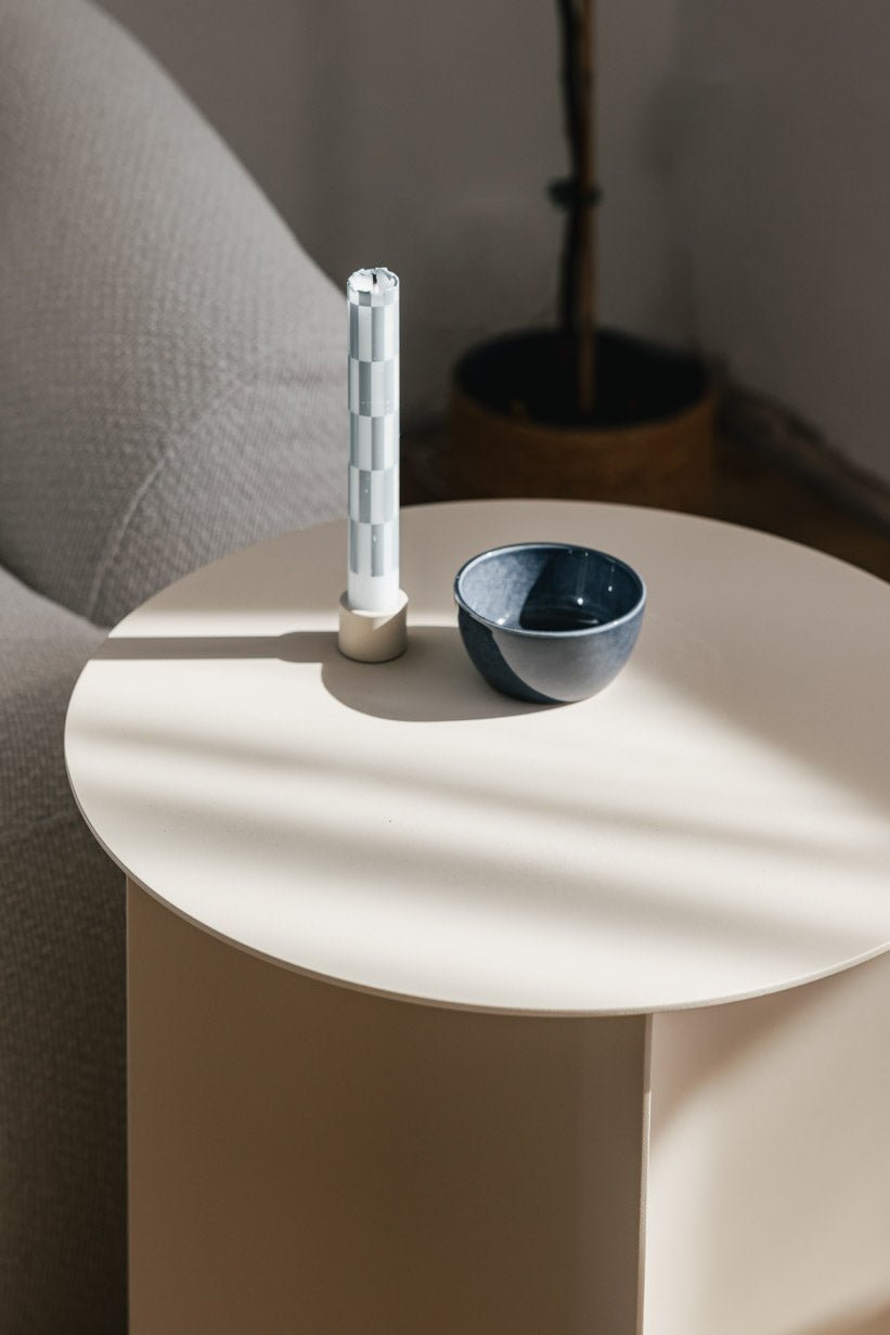 Table d'appoint ronde en acier beige 40x50cm Yaro - Metallbude - The Cool Republic