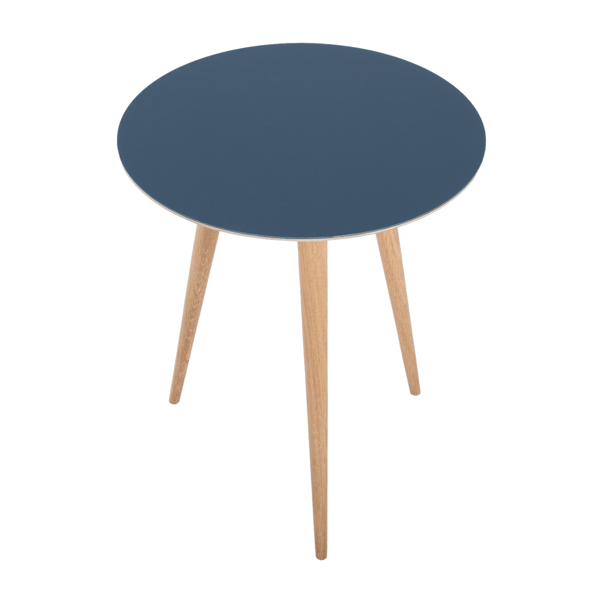 Table d'appoint ronde en chêne et plateau en linoléum bleu 45 cm Arp - Gazzda - The Cool Republic