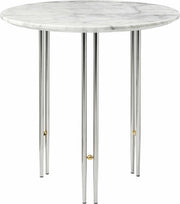 Table d'appoint ronde en marbre blanc et base chromée 50 cm IOI - Gubi - The Cool Republic