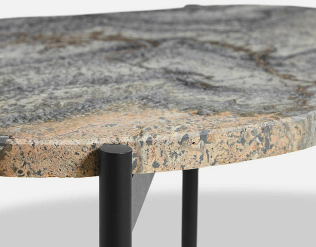 Table d'appoint travertin gris 57,2 x 40,5 cm La Terra - Woud - The Cool Republic