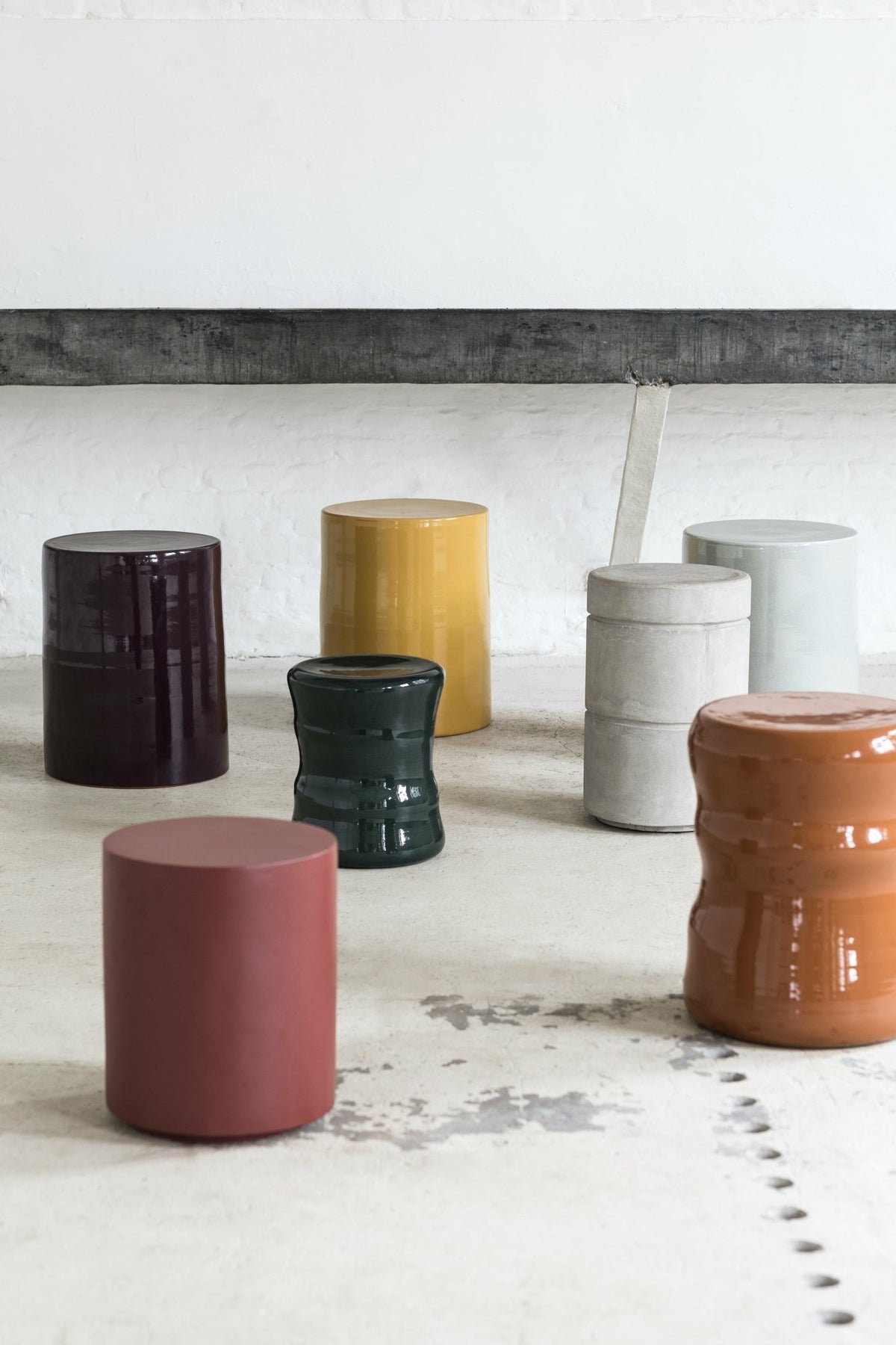 Table d'appoint violette en céramique 37 x 46 cm Marie Michielssen - Serax - The Cool Republic