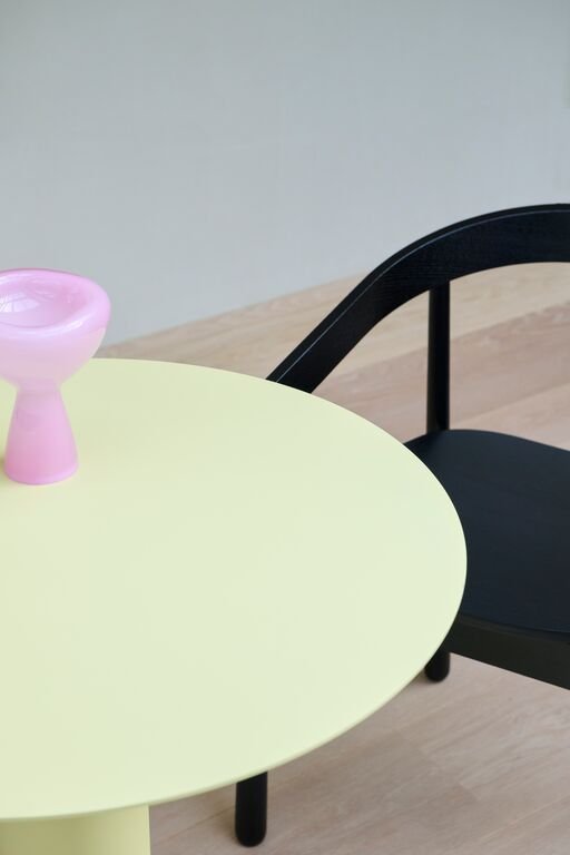 Table de bistrot en métal jaune 70x75cm Kit - Fest Amsterdam - The Cool Republic