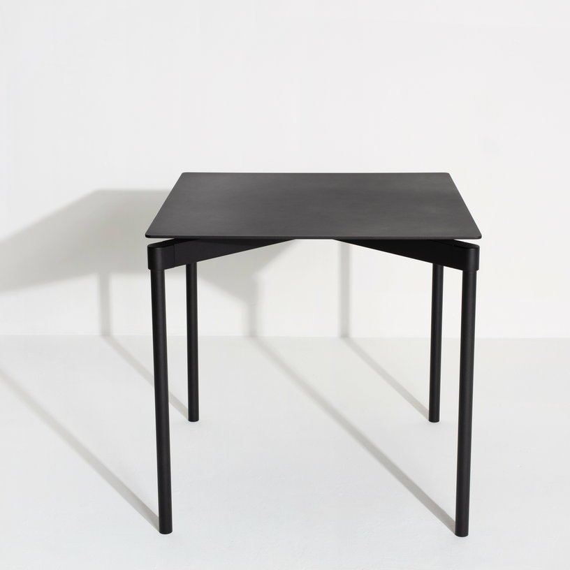 Table de jardin carrée noire Fromme - Petite friture - The Cool Republic