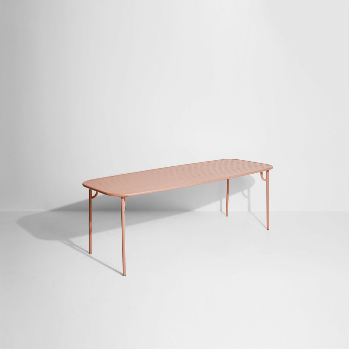 Table de jardin rectangulaire rose blush 220 cm Week end - Petite friture - The Cool Republic