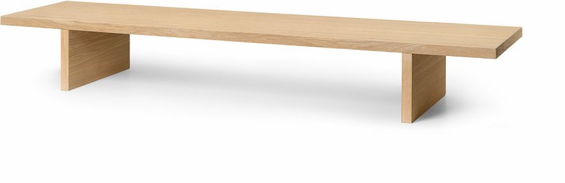 Table d’exposition en chêne 140 x 20 x 34 cm Kona - Ferm Living - The Cool Republic