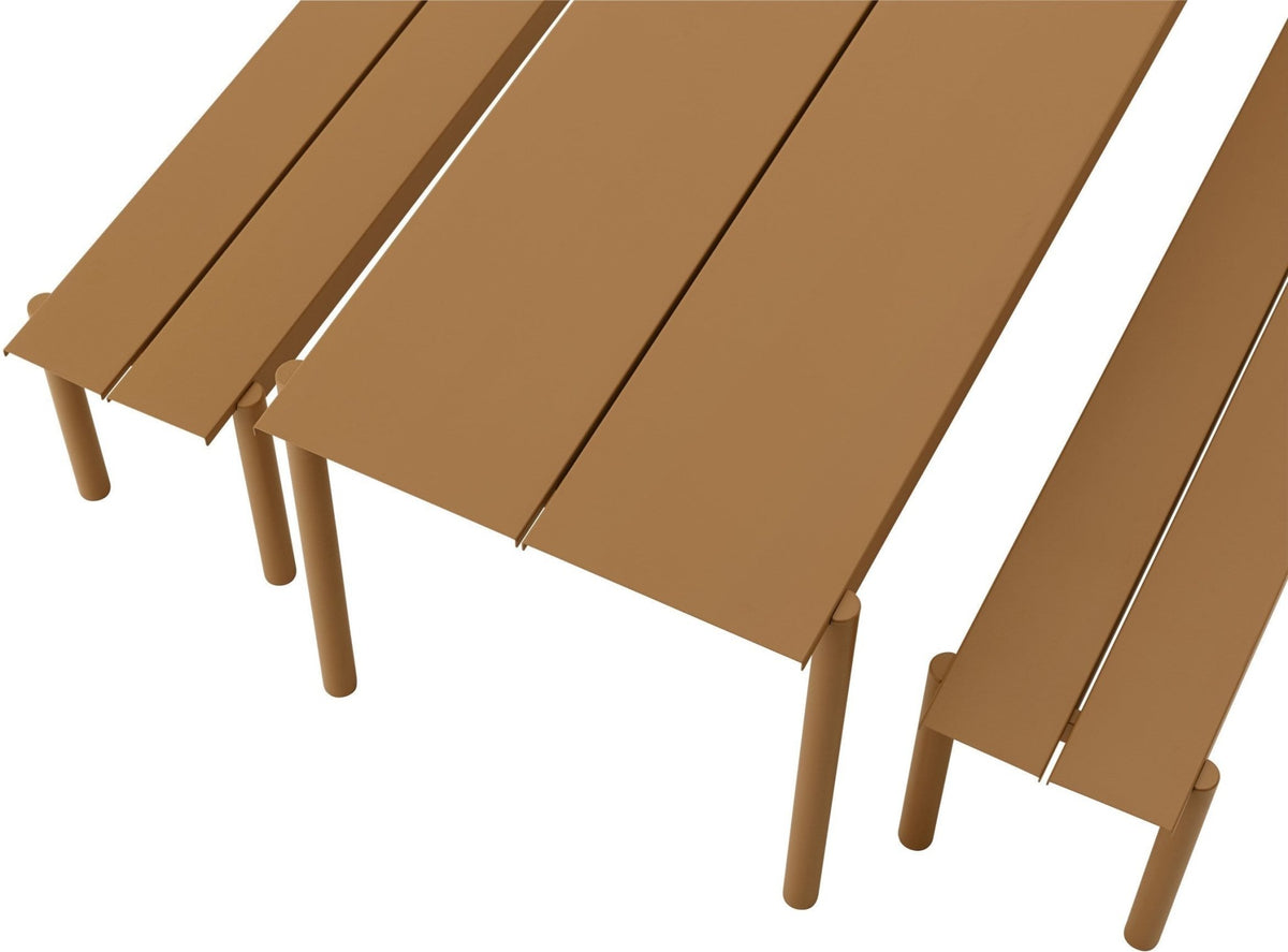 Table d'extérieur en acier orange 200 x 75 cm Linear - Muuto - The Cool Republic