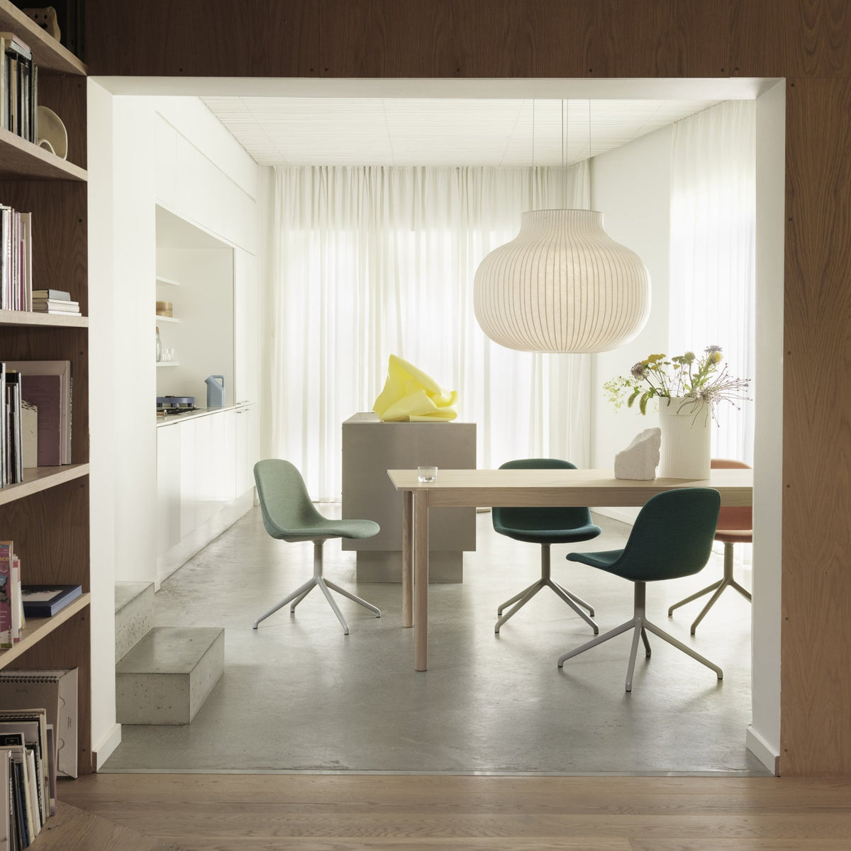 Table en chêne 260 Linear - Muuto - The Cool Republic