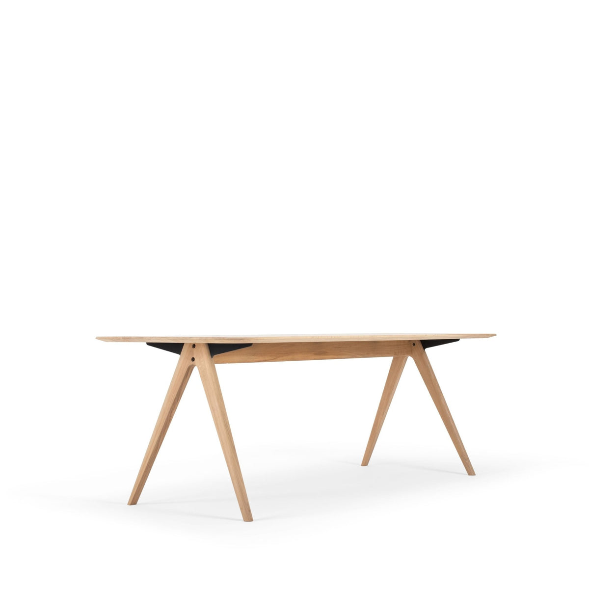 Table en chêne huilé 90 x 140 cm Ava - Gazzda - The Cool Republic