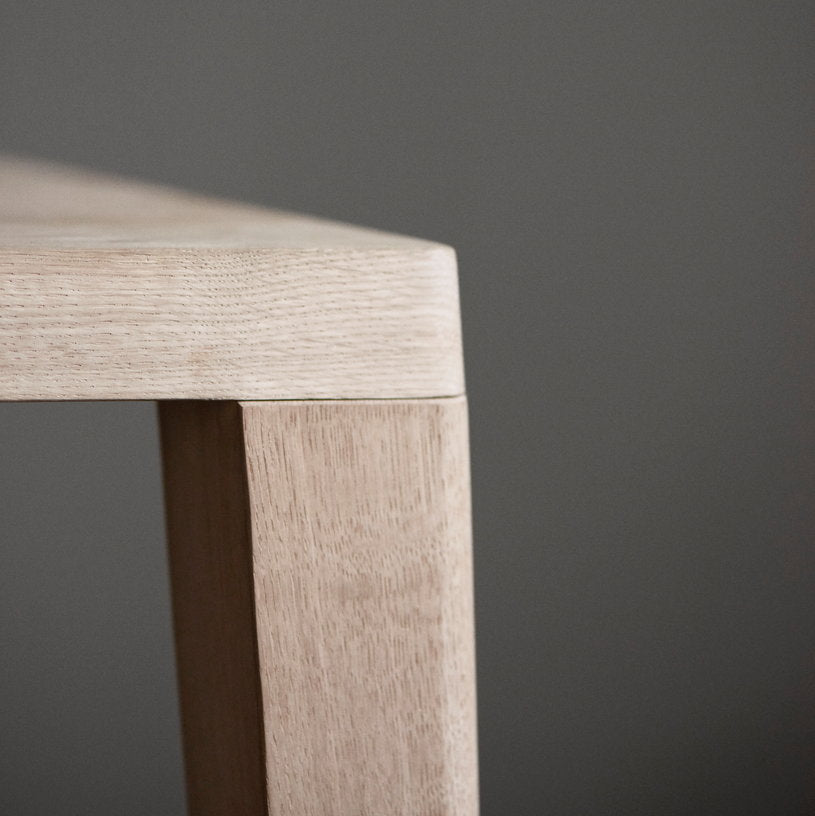 Table en chêne massif huilé 95 x 220 cm Graceful - Bolia - The Cool Republic