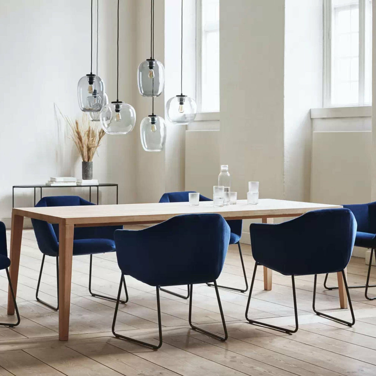 Table en chêne massif huilé pigmenté blanc 95 x 160 cm Graceful - Bolia - The Cool Republic