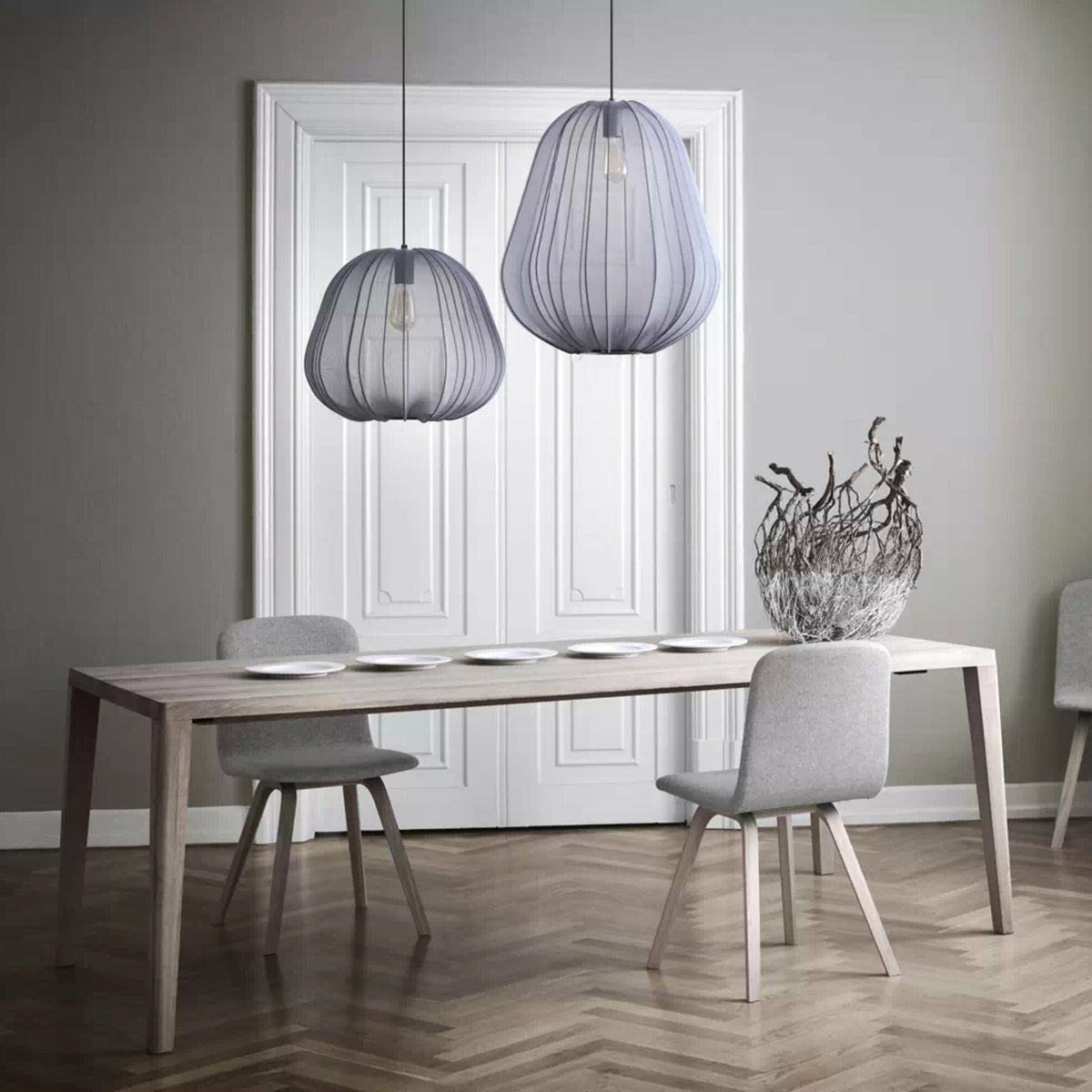 Table en chêne massif huilé pigmenté blanc 95 x 200 cm Graceful - Bolia - The Cool Republic
