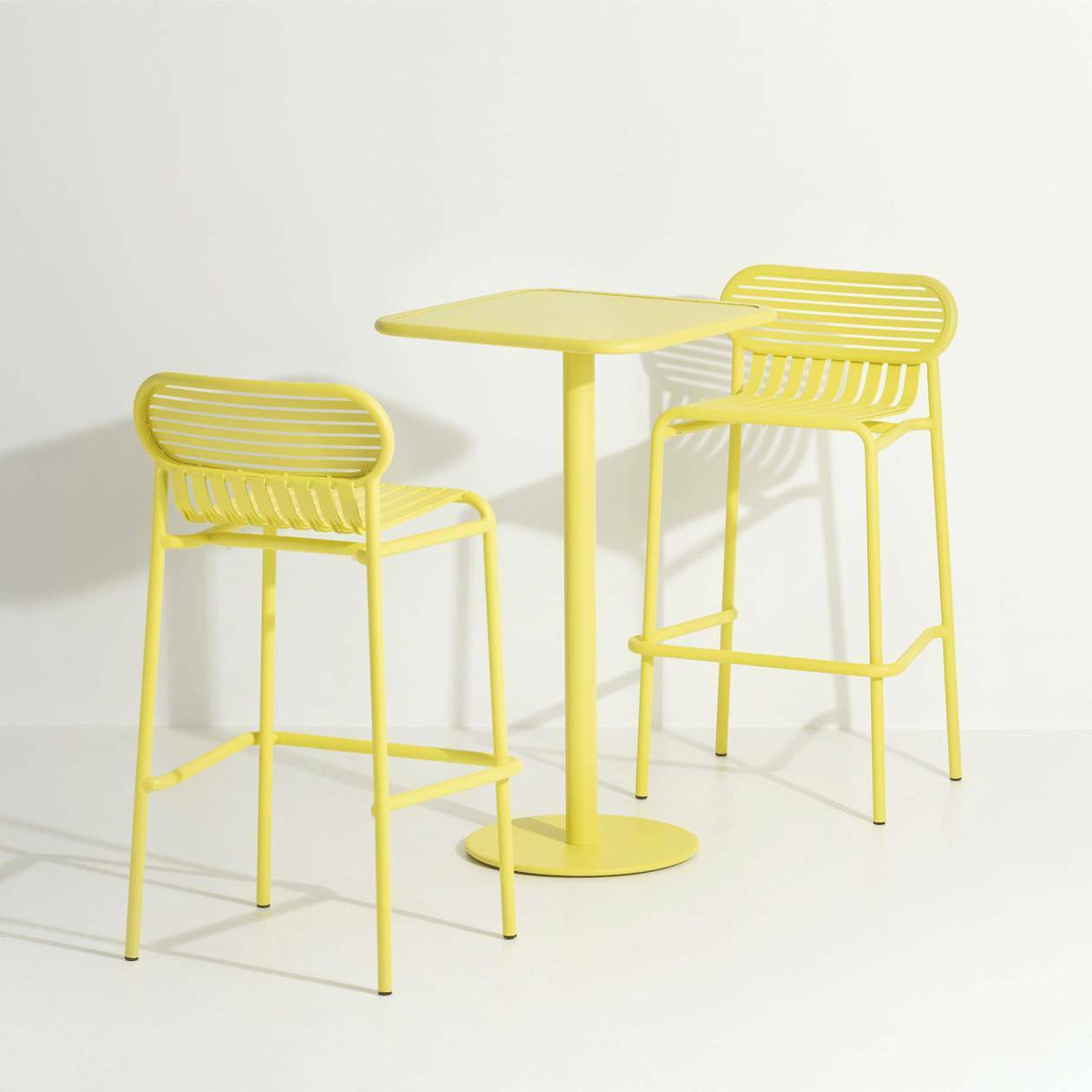 Table haute carrée outdoor rose blush Week end - Petite friture - The Cool Republic