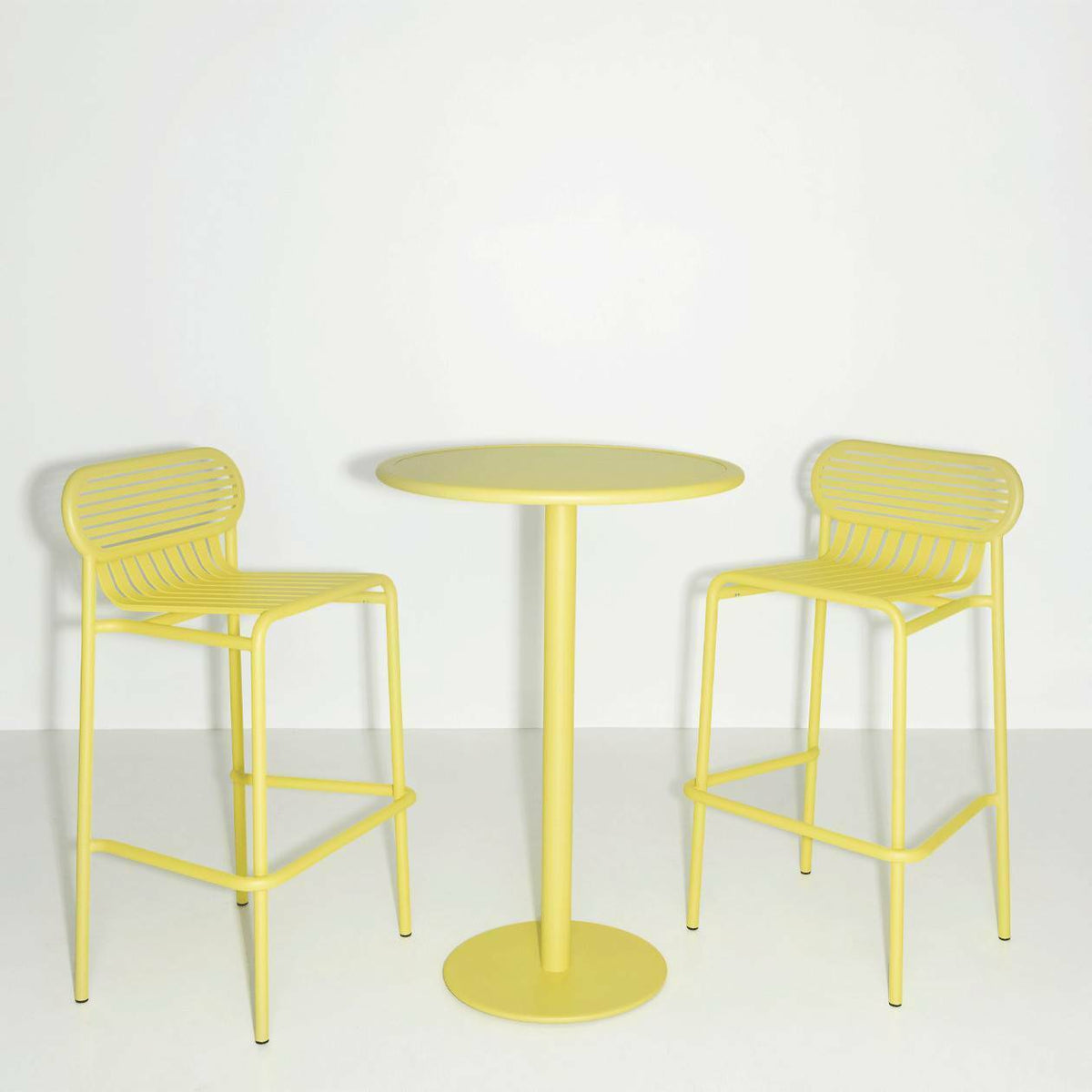 Table haute ronde outdoor jaune Week end - Petite friture - The Cool Republic