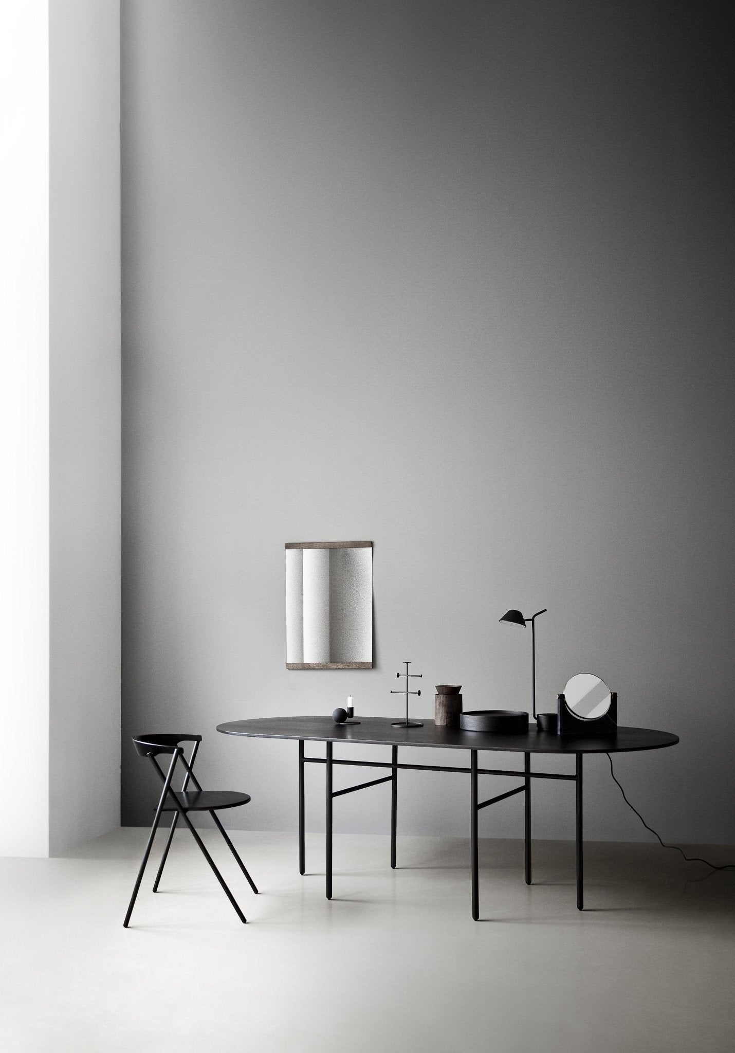 Table ovale noire Snaregade - Audo - The Cool Republic