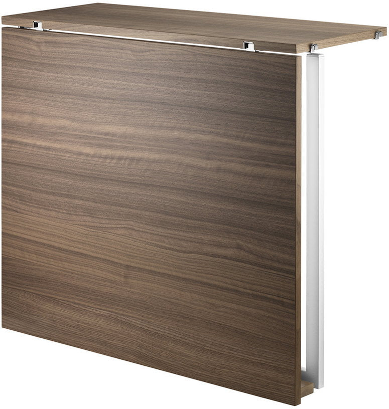 Table pliante en noyer et pieds blancs en acier - String furniture - The Cool Republic