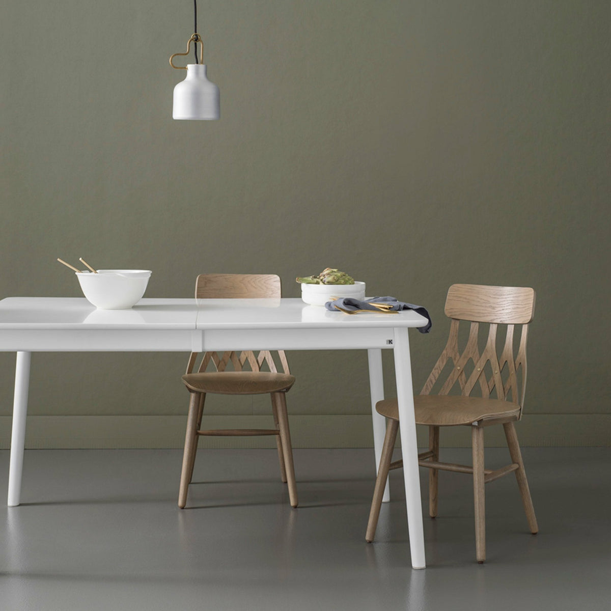 Table rectangulaire en bouleau blanc 140 x 90 cm ZigZag - Hans K - The Cool Republic
