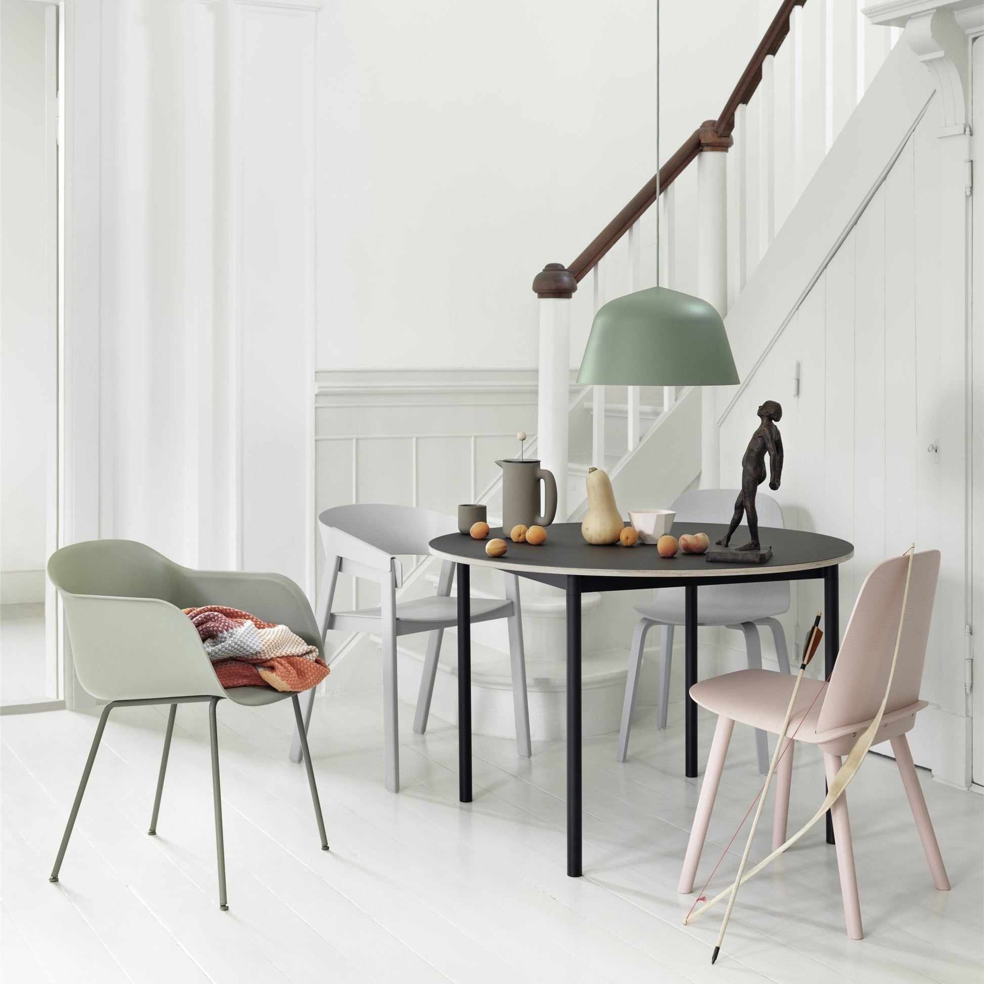 Table ronde blanche Base - Muuto - The Cool Republic
