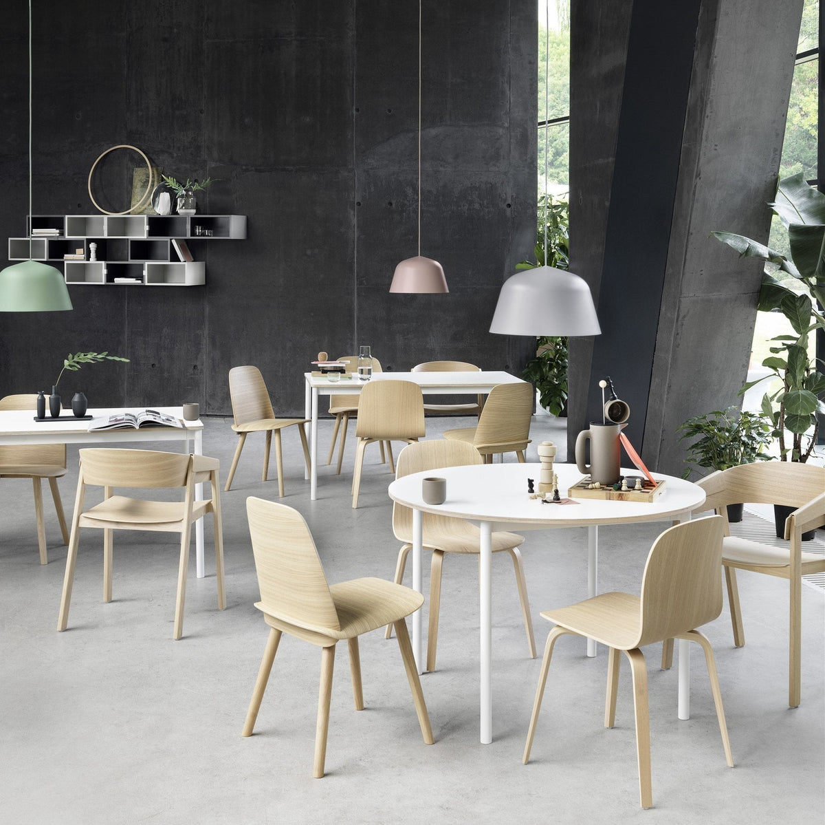 Table ronde blanche Base - Muuto - The Cool Republic