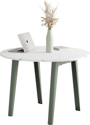 Table ronde en plastique recyclé blanc D108 x 75 cm piètements gris eucalyptus New Modern - Tiptoe - The Cool Republic