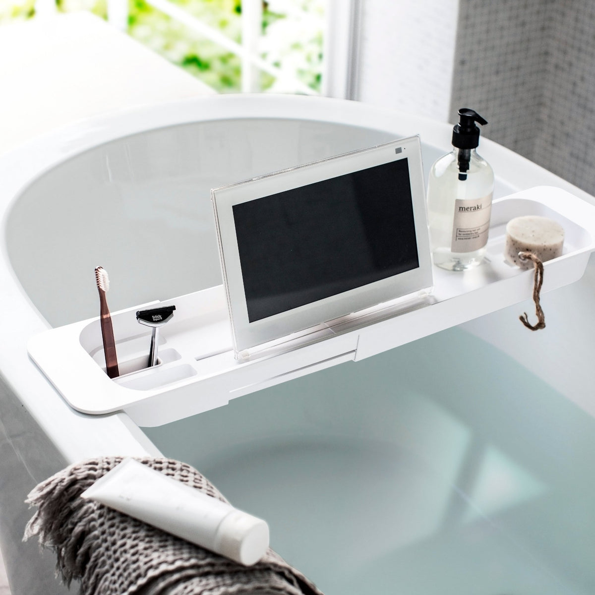 Tablette extensible pour baignoire blanc - Yamazaki - The Cool Republic