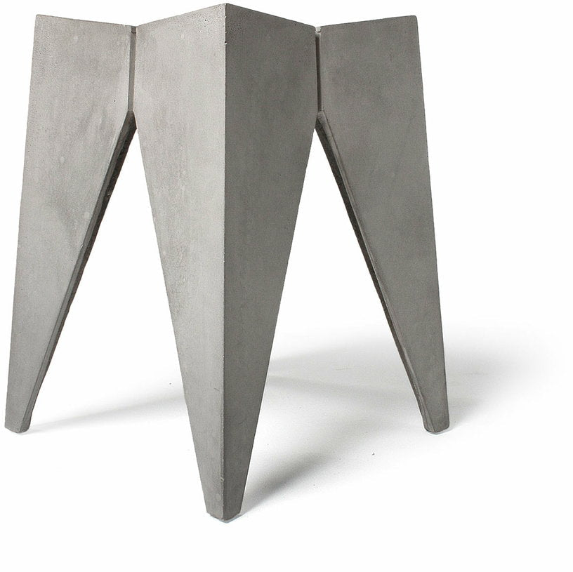 Tabouret contemporain en béton 35 x 35 x 45 Bridge - Lyon Béton - The Cool Republic