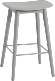 Tabouret de bar 65cm gris piétement en chêne Fiber - Muuto - The Cool Republic
