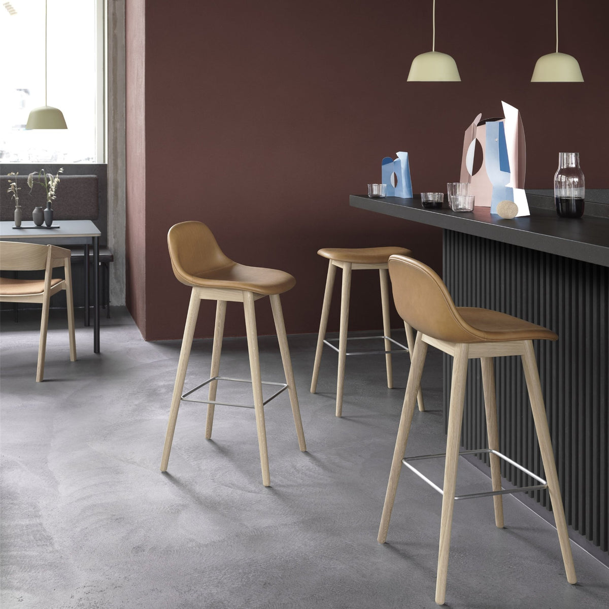 Tabouret de bar 75 cm blanc piétement tubes Fiber - Muuto - The Cool Republic