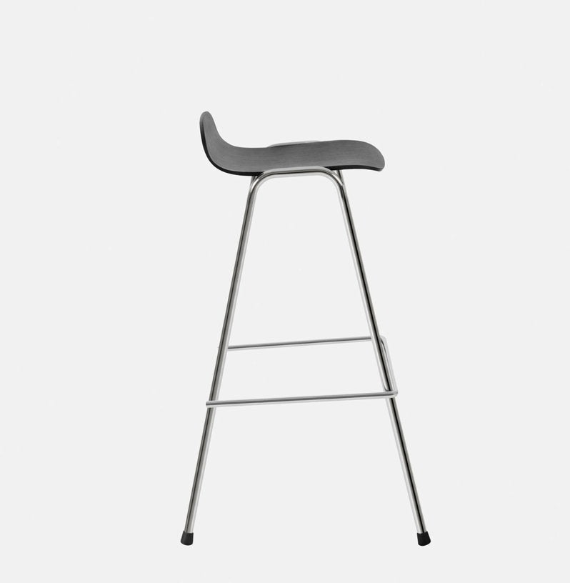Tabouret de bar 75 cm en bois noir et cadre argenté Touchwood - Hem - The Cool Republic