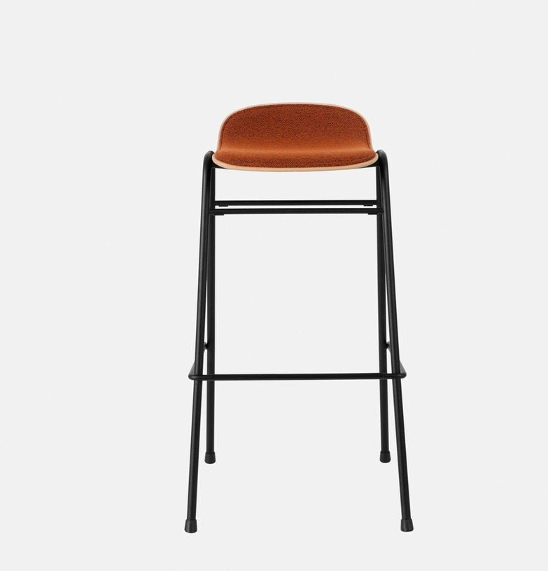 Tabouret de bar 75 cm en tissu rouge et cadre noir Touchwood - Hem - The Cool Republic